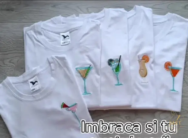Tricouri albe brodate cu cocktailuri de vară